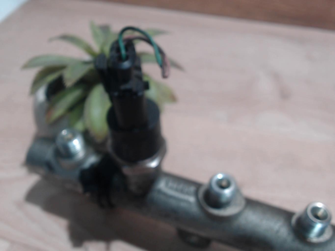 Rampe injection RENAULT LAGUNA 2 PHASE 1 Diesel - 1