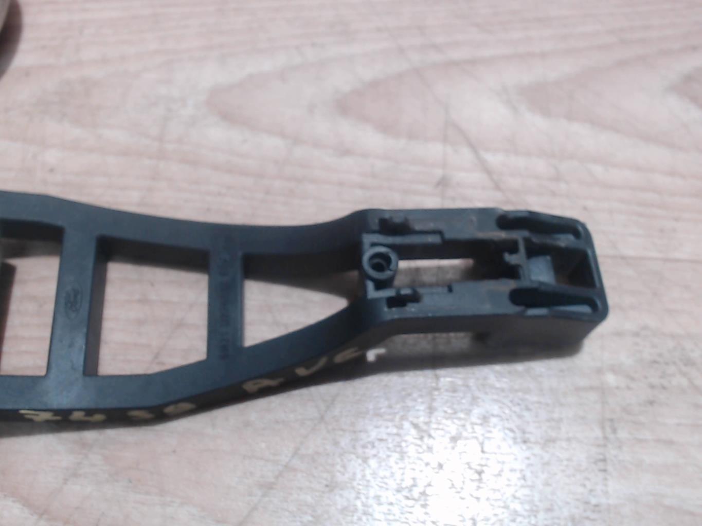 Support poignee porte avant gauche FORD S-MAX 1 PHASE 1 Essence - 1