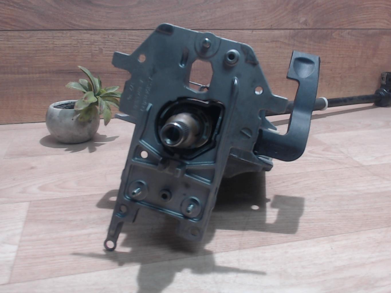 Colonne de direction CITROEN C4 GRAND PICASSO 1 Diesel - 1