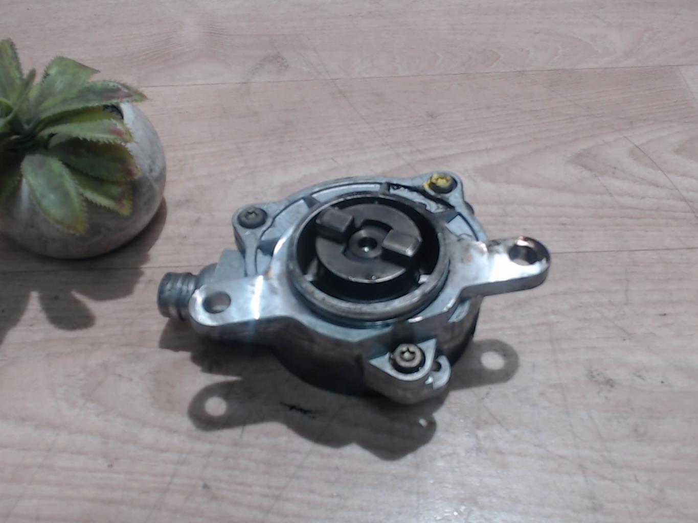 Pompe à vide RENAULT VEL SATIS PHASE 1 Diesel - 1
