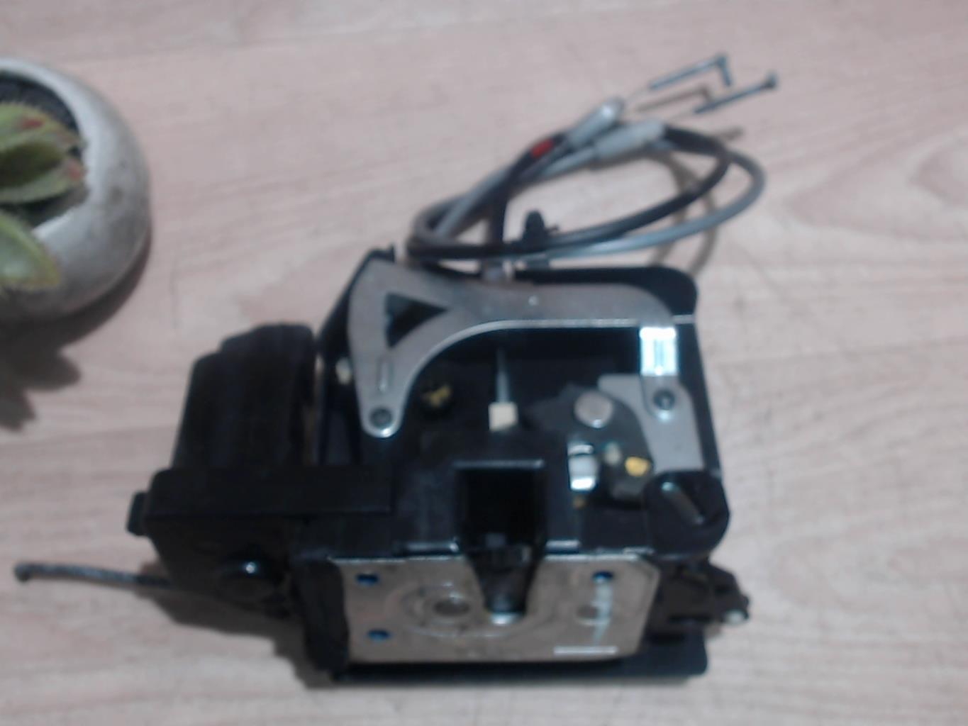 Serrure avant gauche SSANGYONG ACTYON 1 Diesel - 1