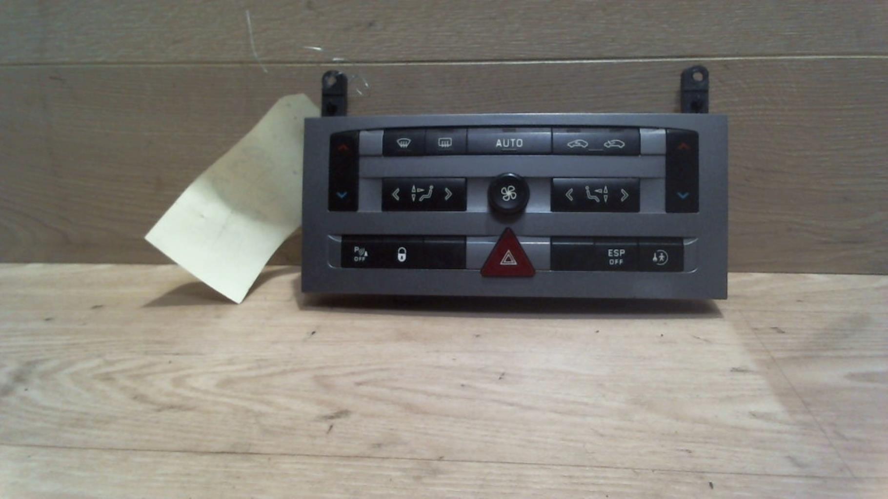 Commande chauffage PEUGEOT 407 PHASE 1 Diesel - 1