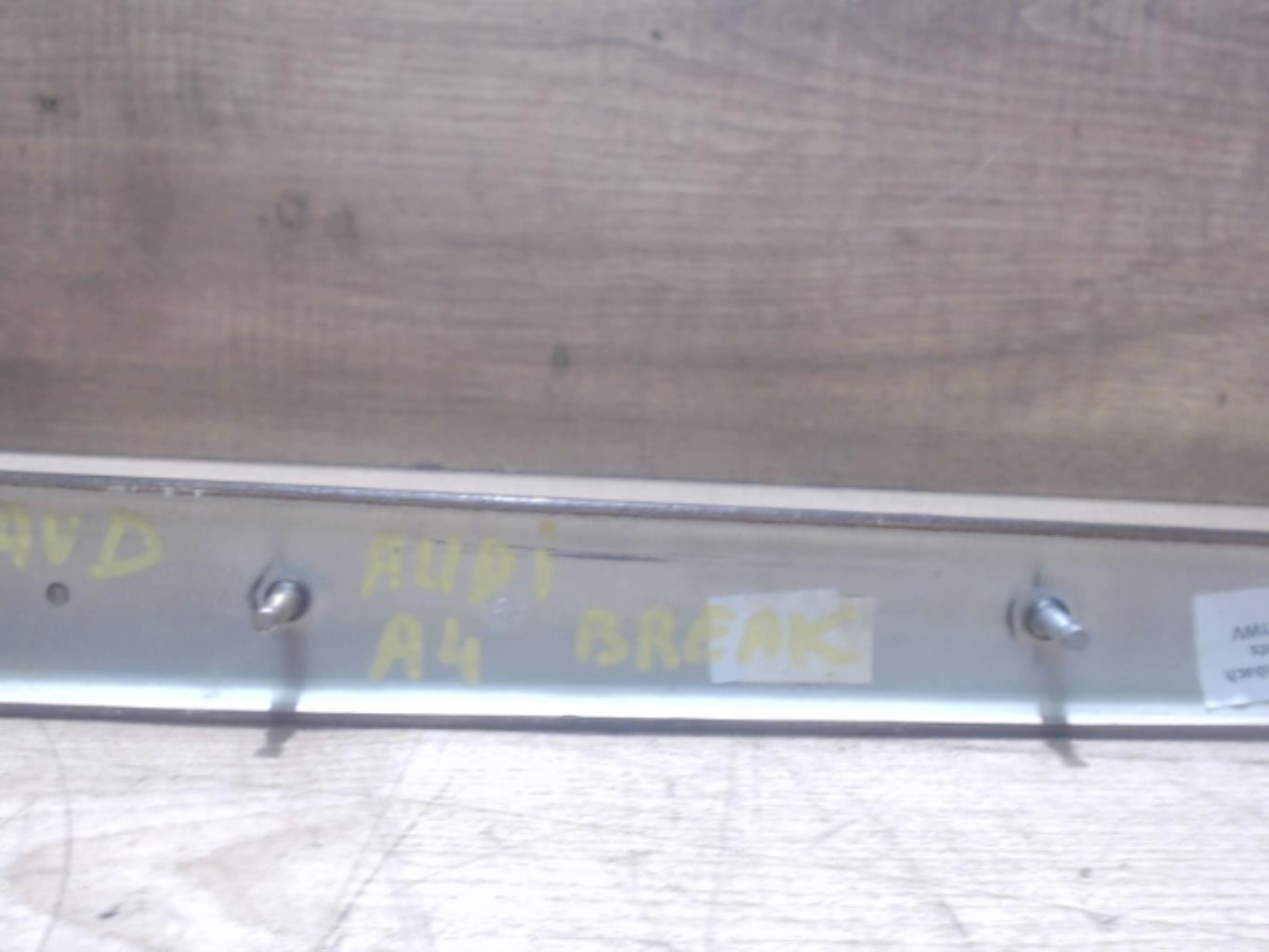 Divers AUDI A4 2 AVANT PHASE 1 BREAK Diesel - 1