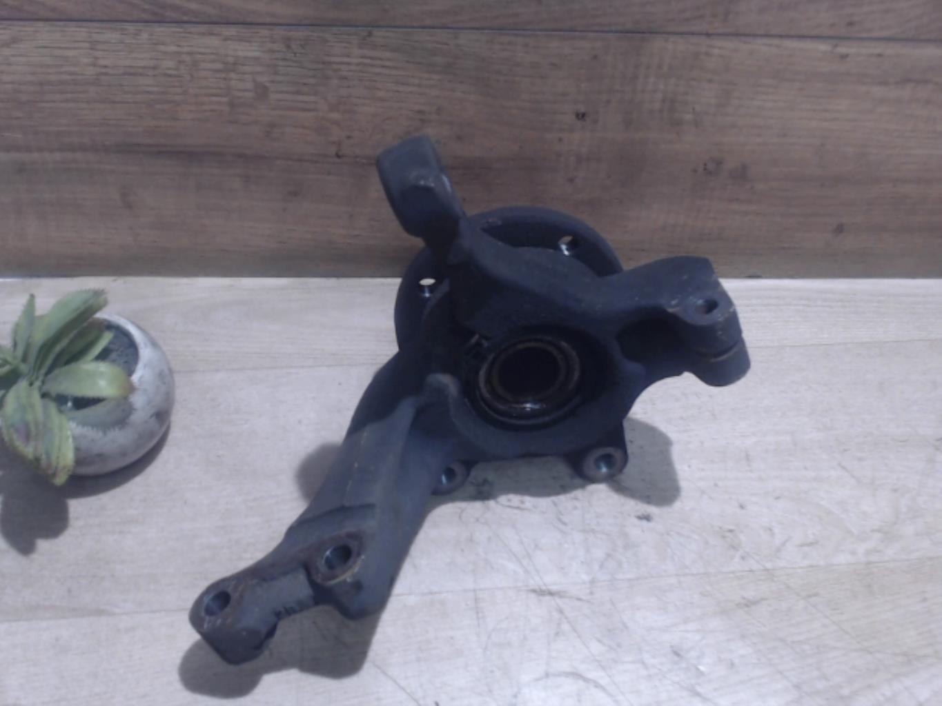 Moyeu avant droit DACIA SANDERO 1 Essence/GPL - 1