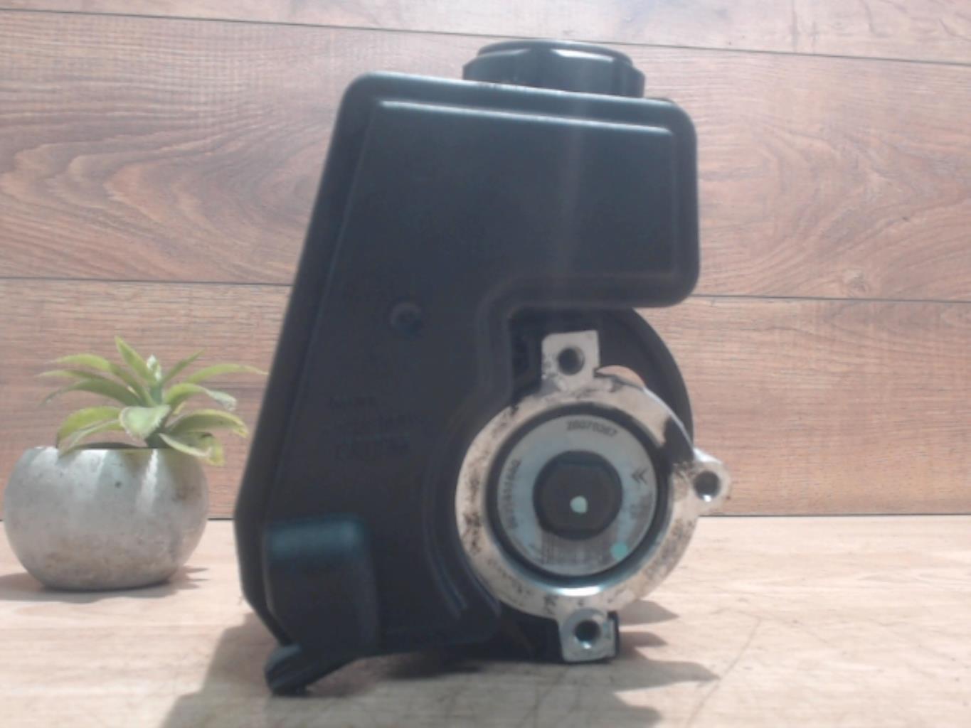 Pompe de direction PEUGEOT 206 PHASE 1 Diesel - 1