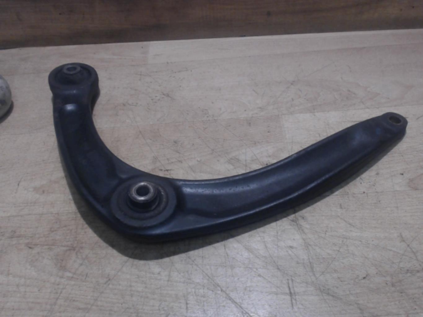 Triangle avant droit CITROEN C4 PICASSO 1 Diesel - 1