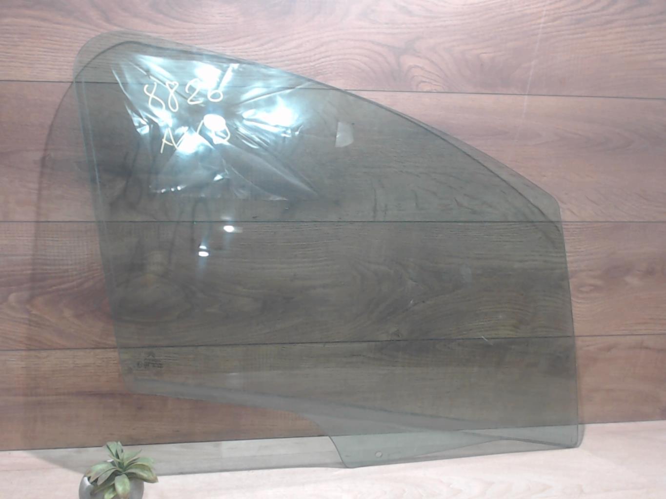 Vitre avant droit CITROEN C3 1 PHASE 2 Diesel - 1
