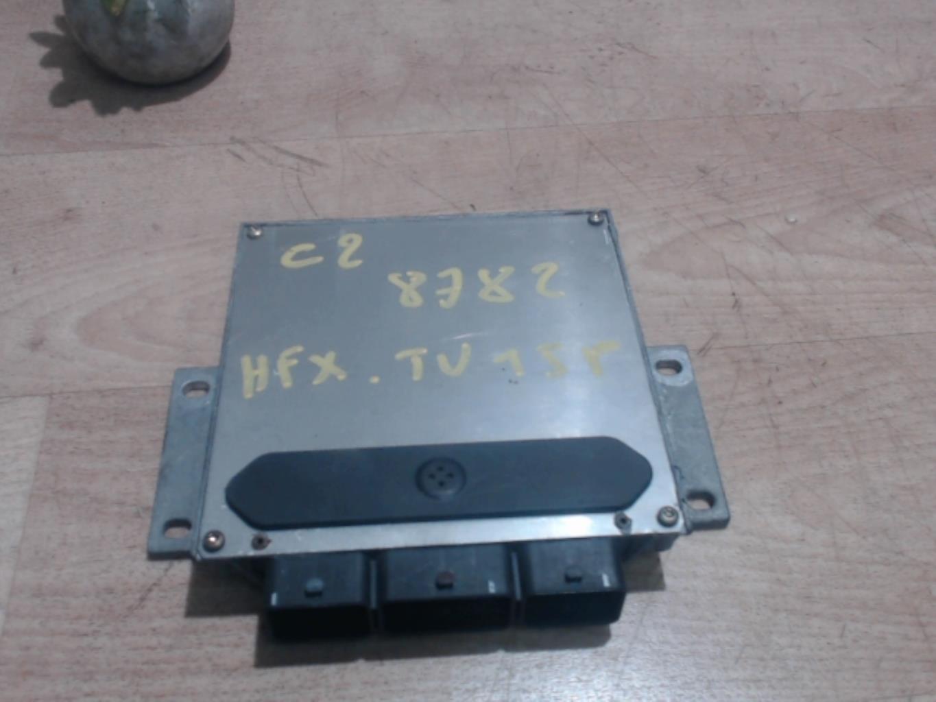 Calculateur CITROEN C2 PHASE 1 Essence - 1