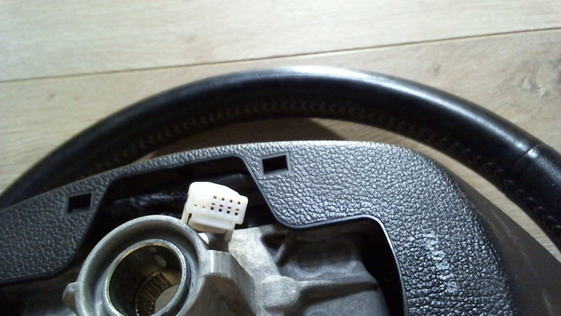 Volant KIA CEE-D 1 PHASE 1 Diesel - 1