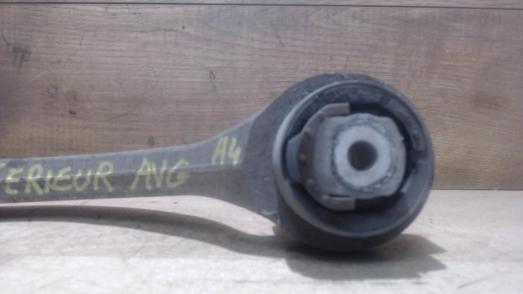 Bras inferieur avant gauche AUDI A4 2 AVANT PHASE 1 BREAK Diesel - 1