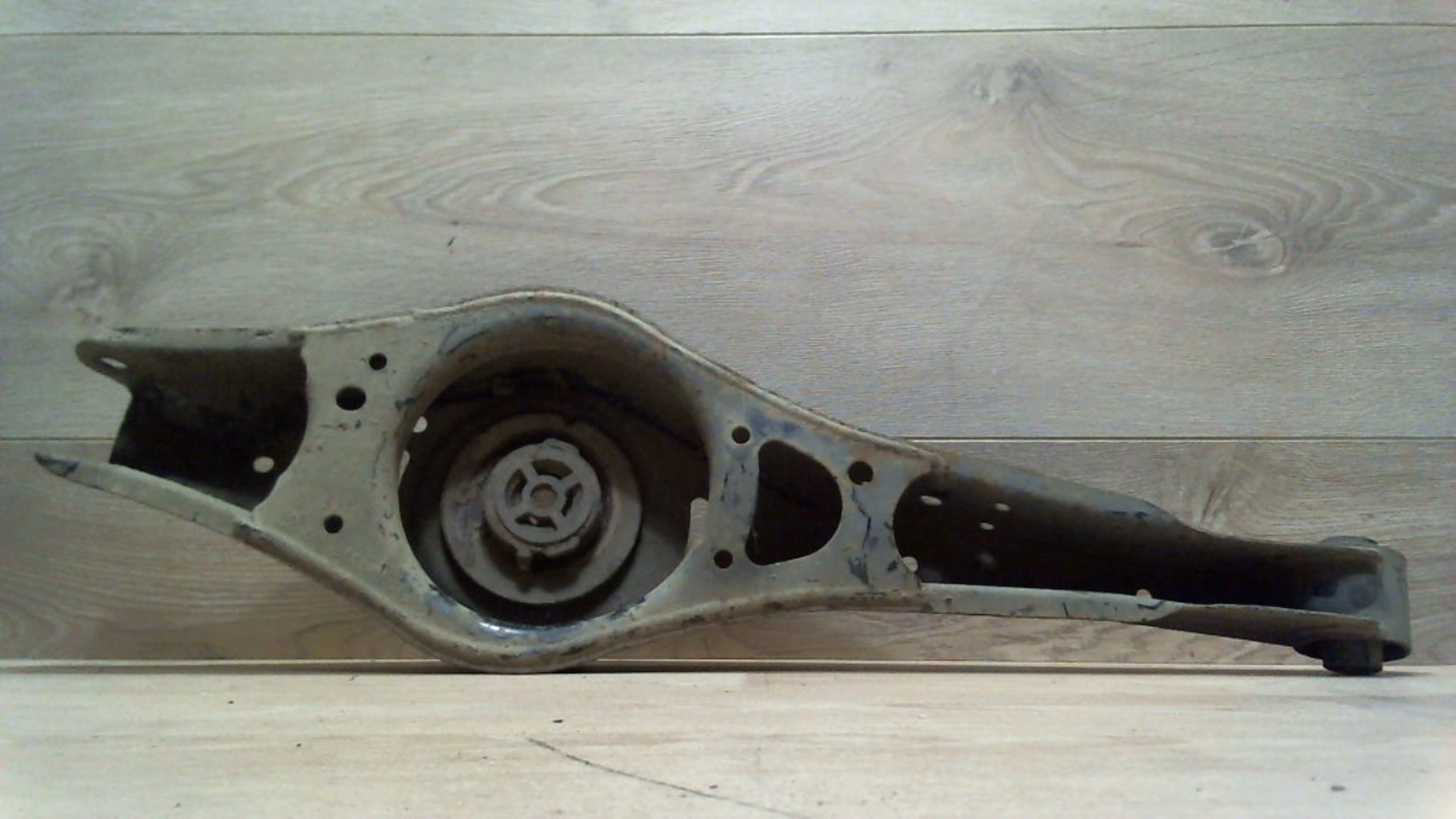 Bras de suspension arriere droit AUDI A3 2 SPORTBACK PHASE 1 Diesel - 1