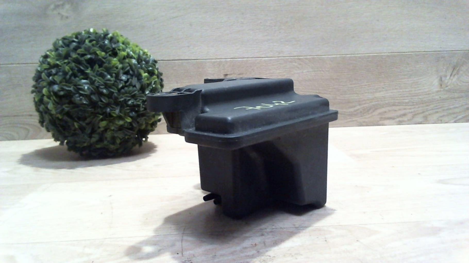 Boite a air PEUGEOT 407 PHASE 1 BREAK Diesel - 1