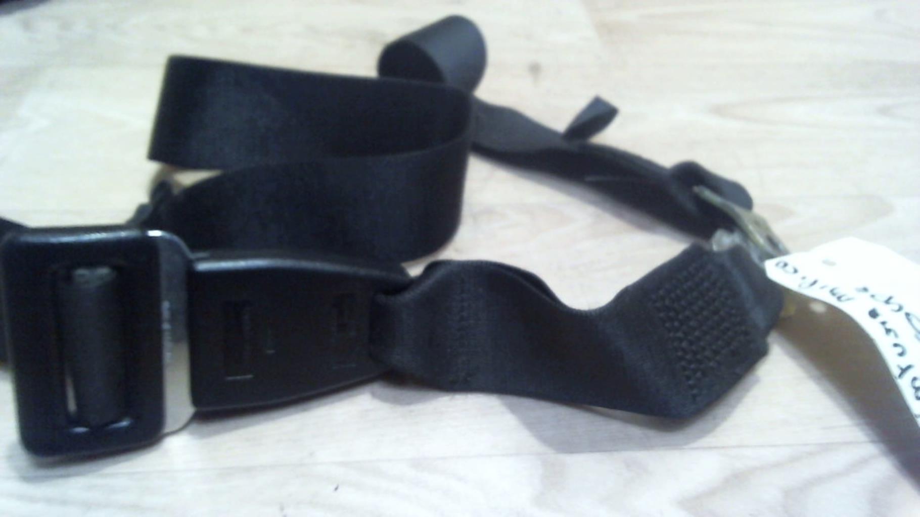 Ceinture arriere centrale BMW SERIE 3 E36 COUPE Essence - 1