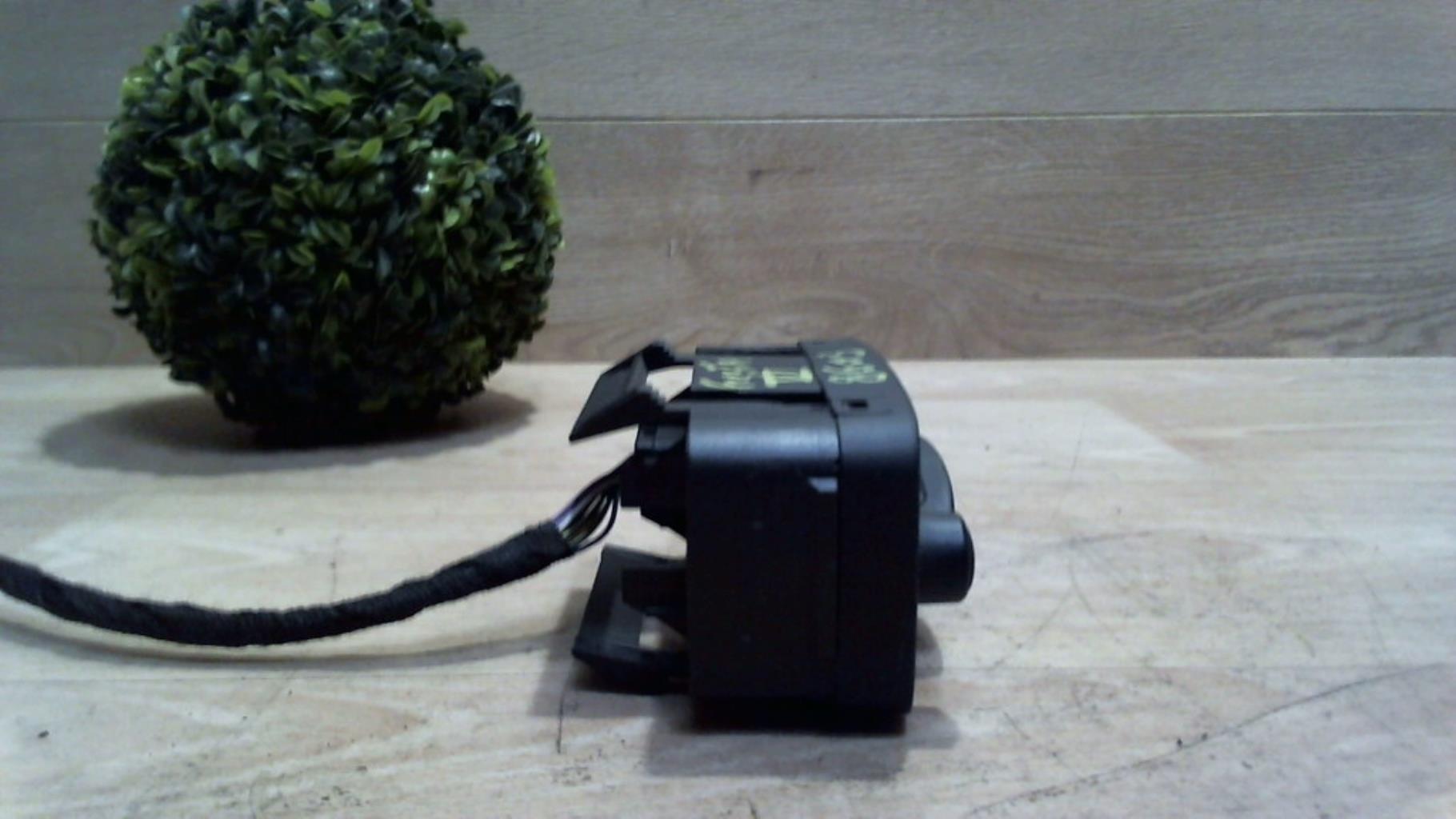 Commande de phare FORD FIESTA 6 PHASE 2 Diesel - 1