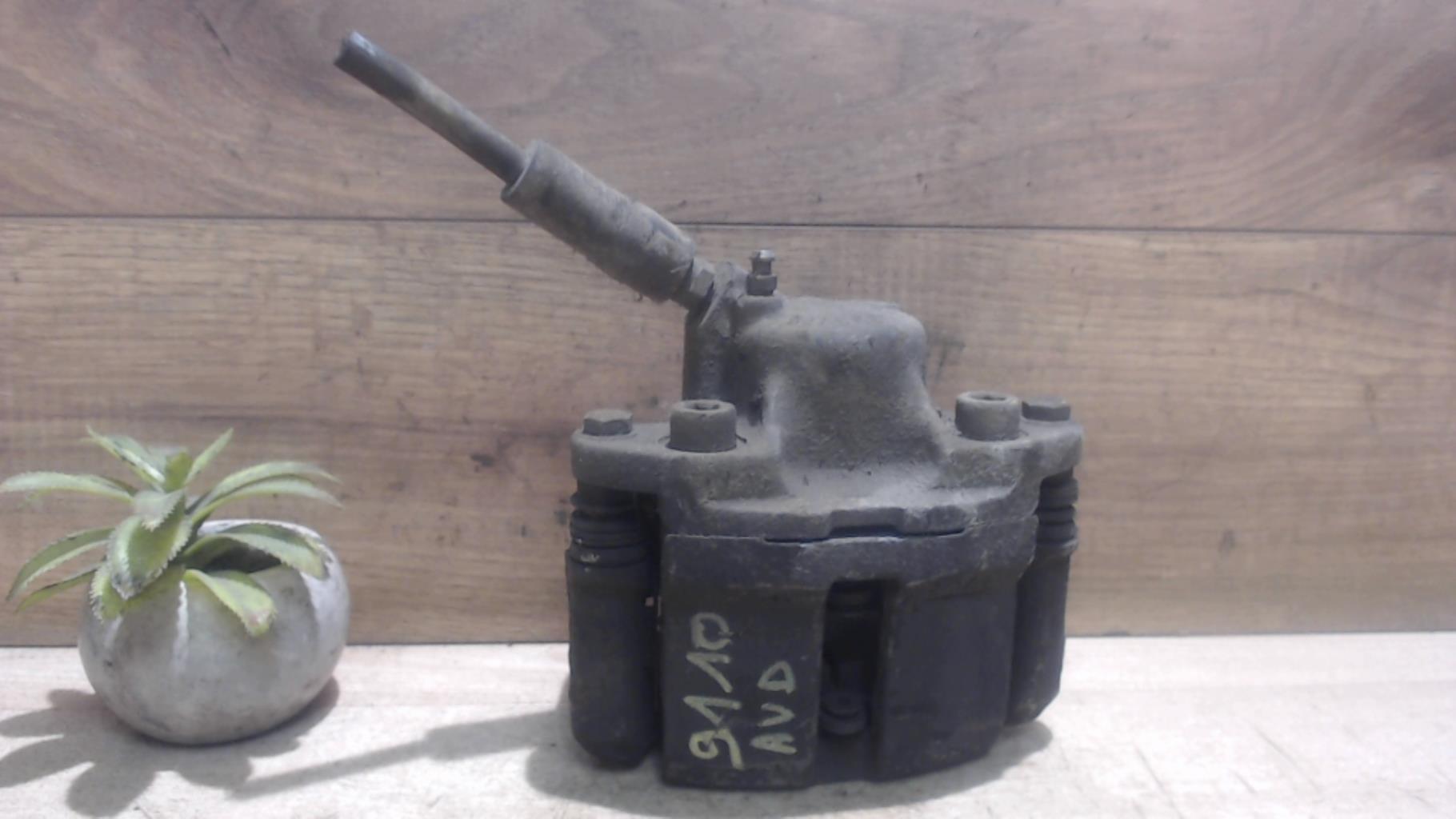 Etrier avant droit (freinage) RENAULT CLIO 2 PHASE 2  - 1