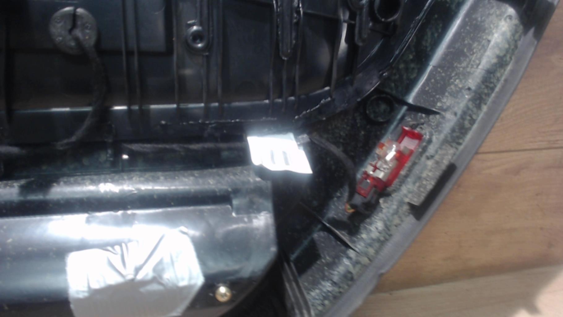 Panneau de porte arriere gauche AUDI A6 2 PHASE 2 Diesel - 1