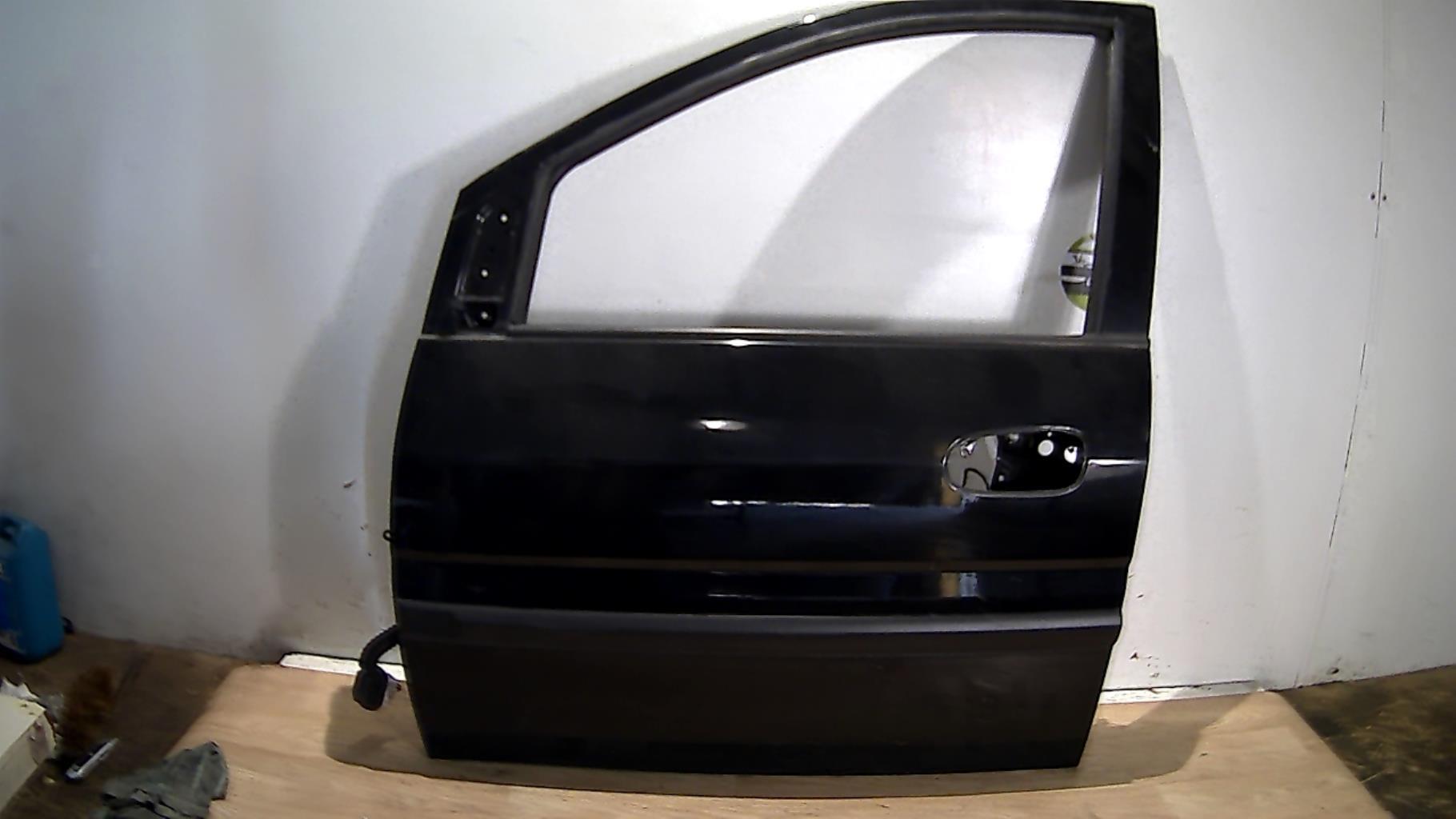 Porte avant gauche HYUNDAI MATRIX PHASE 1 Diesel - 1