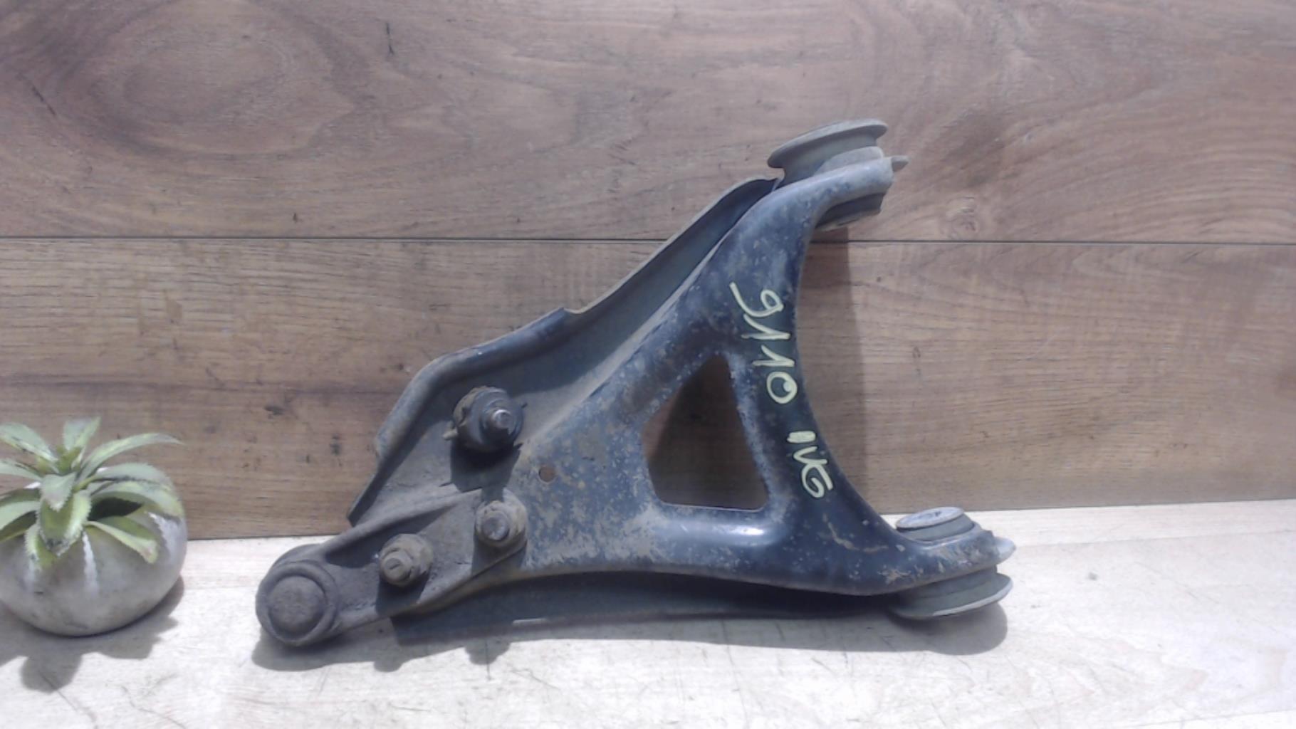 Triangle inferieur avant gauche RENAULT CLIO 2 PHASE 2  - 1