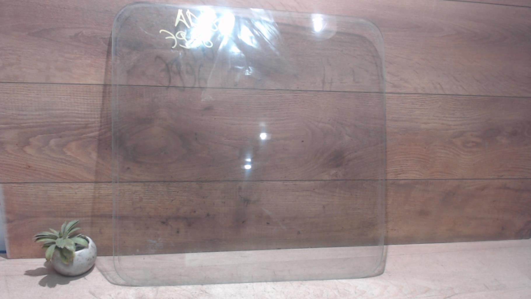 Vitre arriere droit RENAULT TRAFIC 1 PHASE 1 Essence - 1