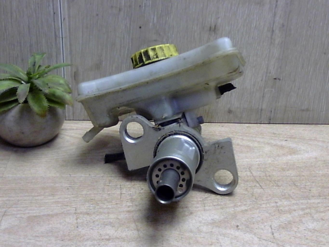 Maitre cylindre (freinage) AUDI A4 2 AVANT PHASE 2 BREAK Diesel - 1
