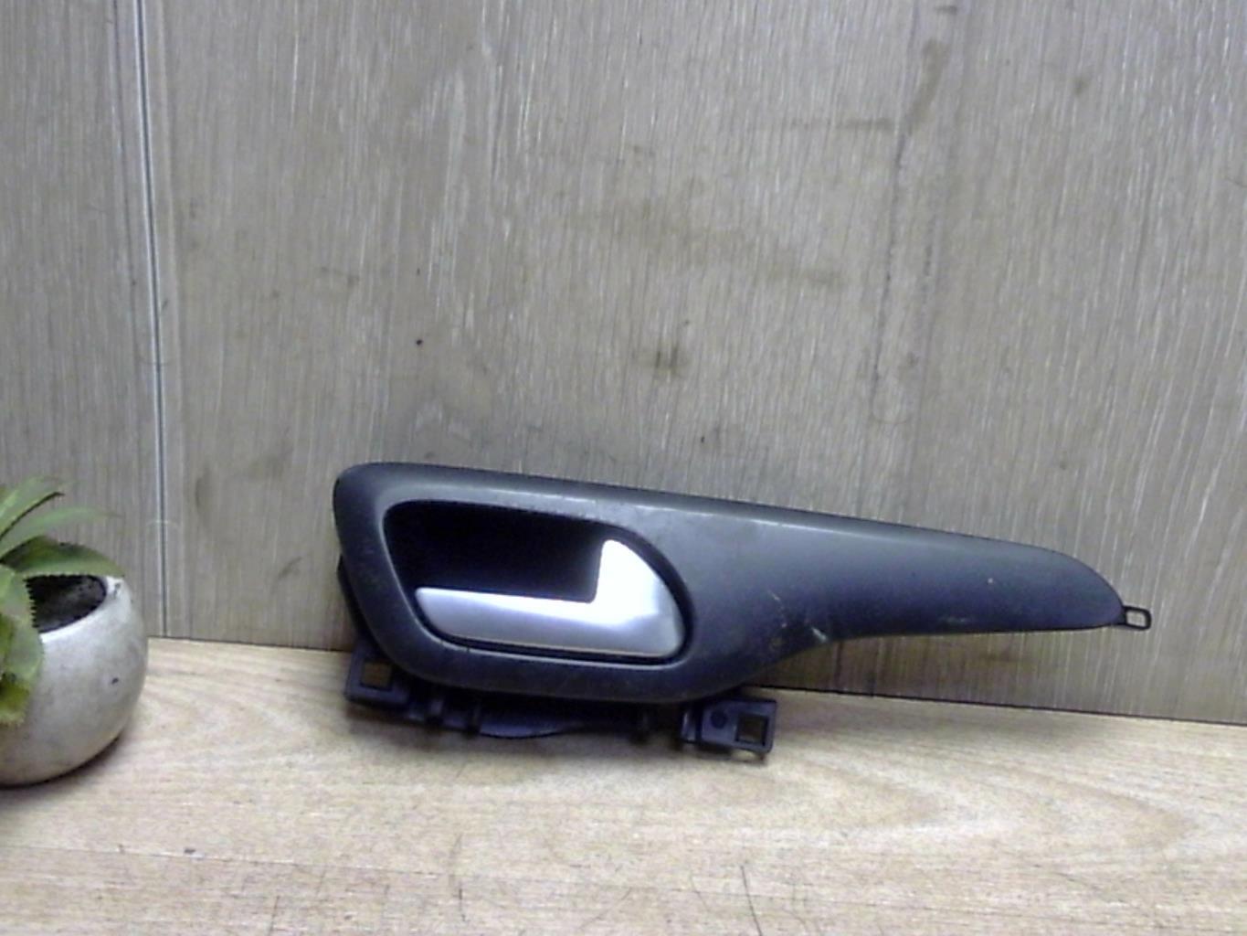 Poignee interieur avant droit CITROEN C5 2 Diesel - 1