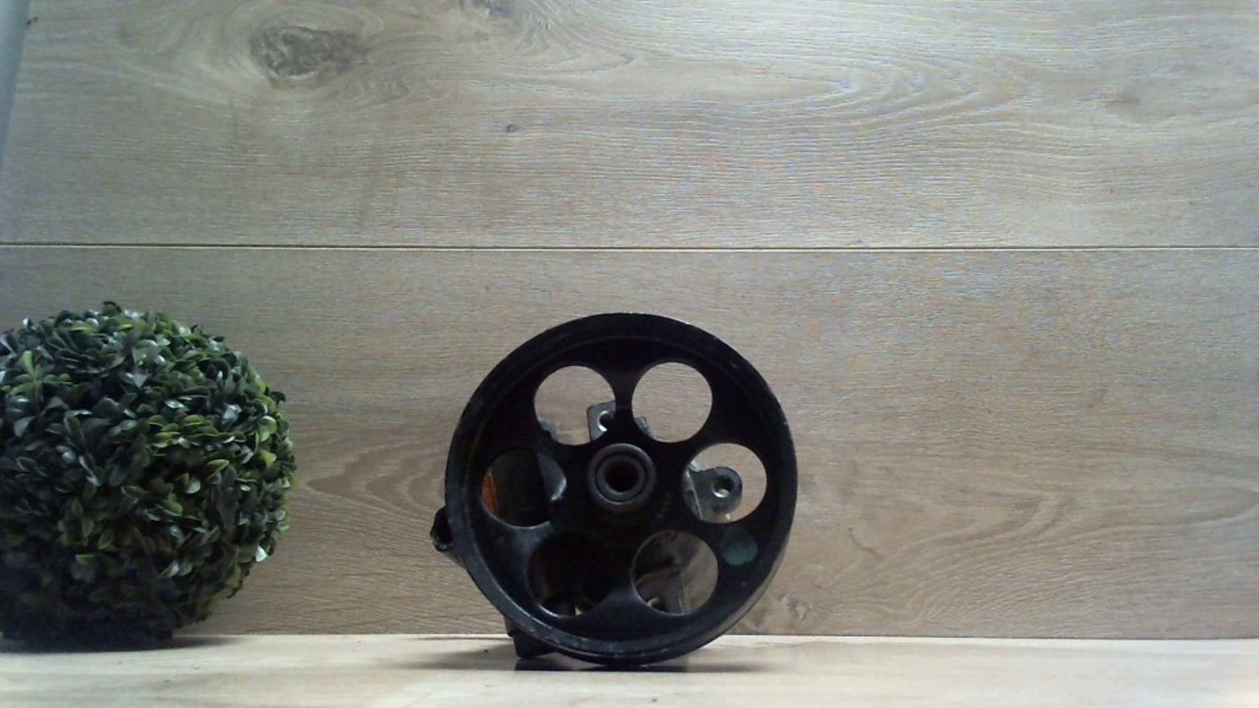 Pompe de direction RENAULT SCENIC 2 PHASE 1 Diesel - 1