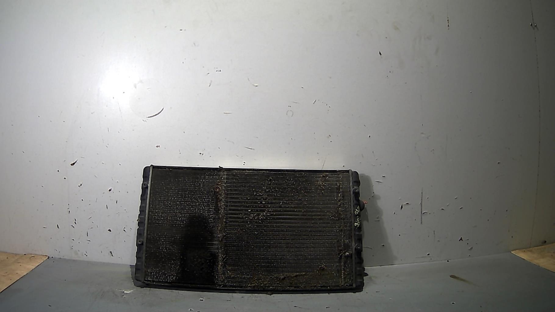 Radiateur eau VOLKSWAGEN POLO 3 PHASE 2 Essence - 1