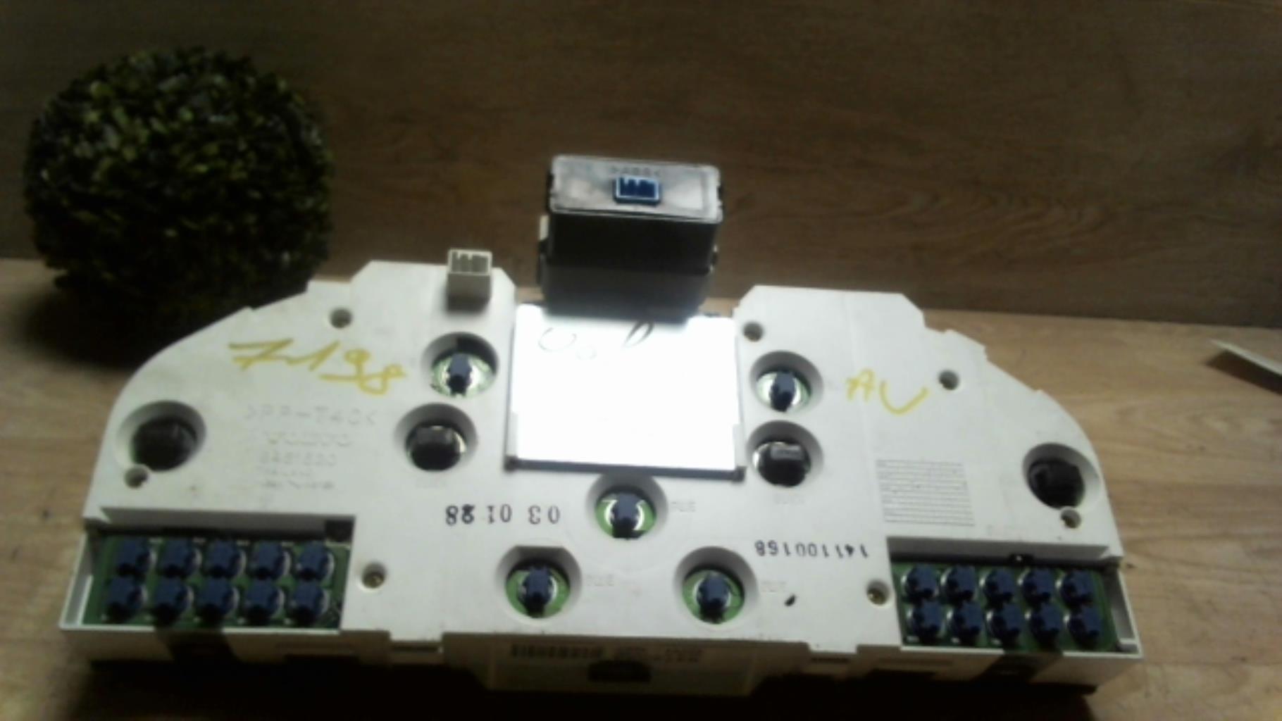 Compteur VOLVO C 70 1 CABRIOLET Essence - 1
