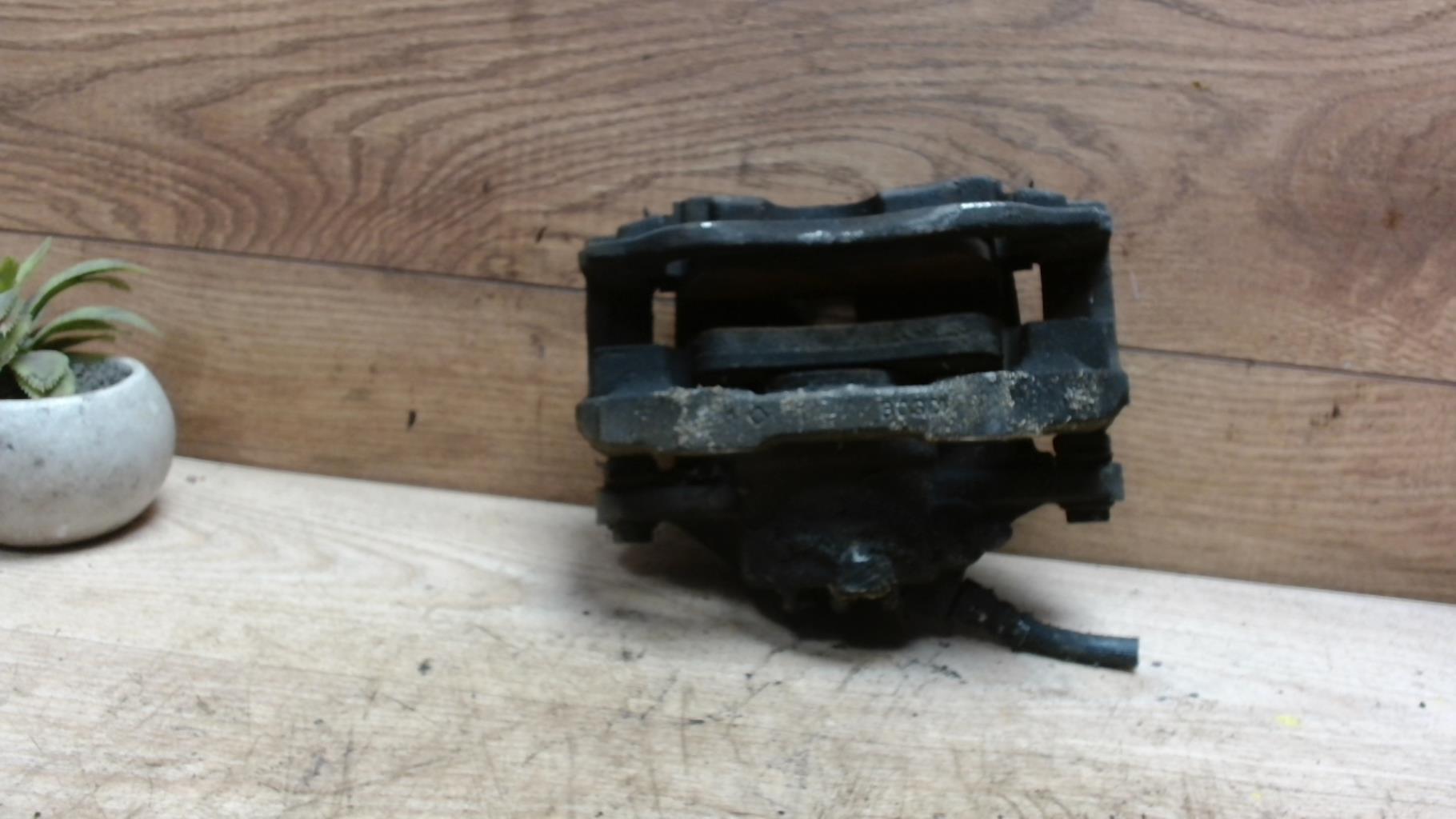 Etrier avant gauche (freinage) CITROEN C3 2 PHASE 1 Diesel - 1