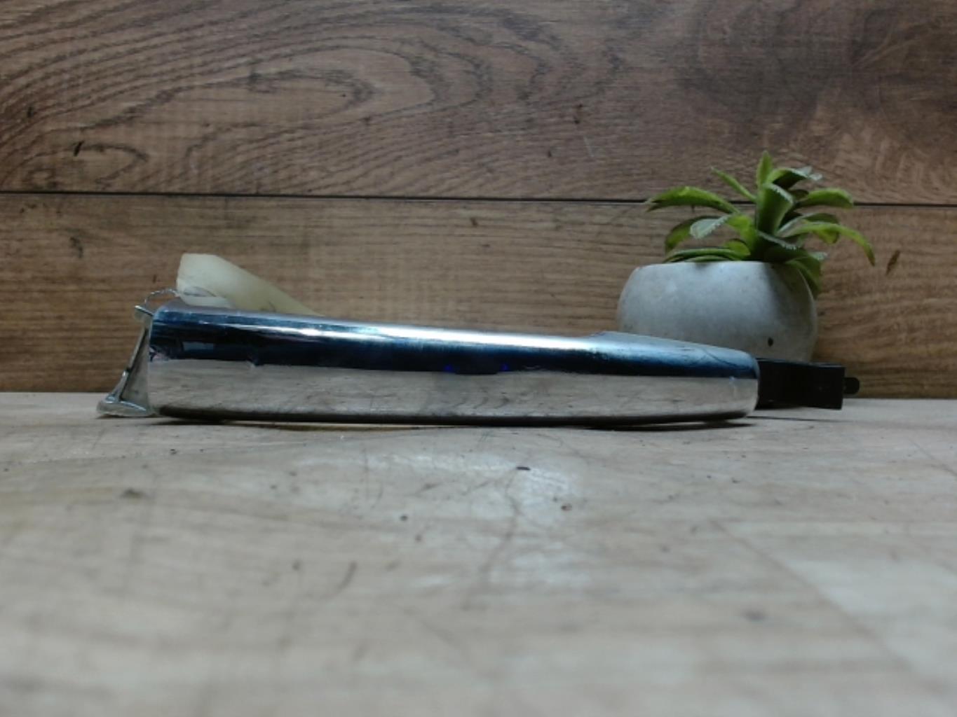 Poignee porte avant gauche CITROEN C3 2 PHASE 1 Diesel - 1