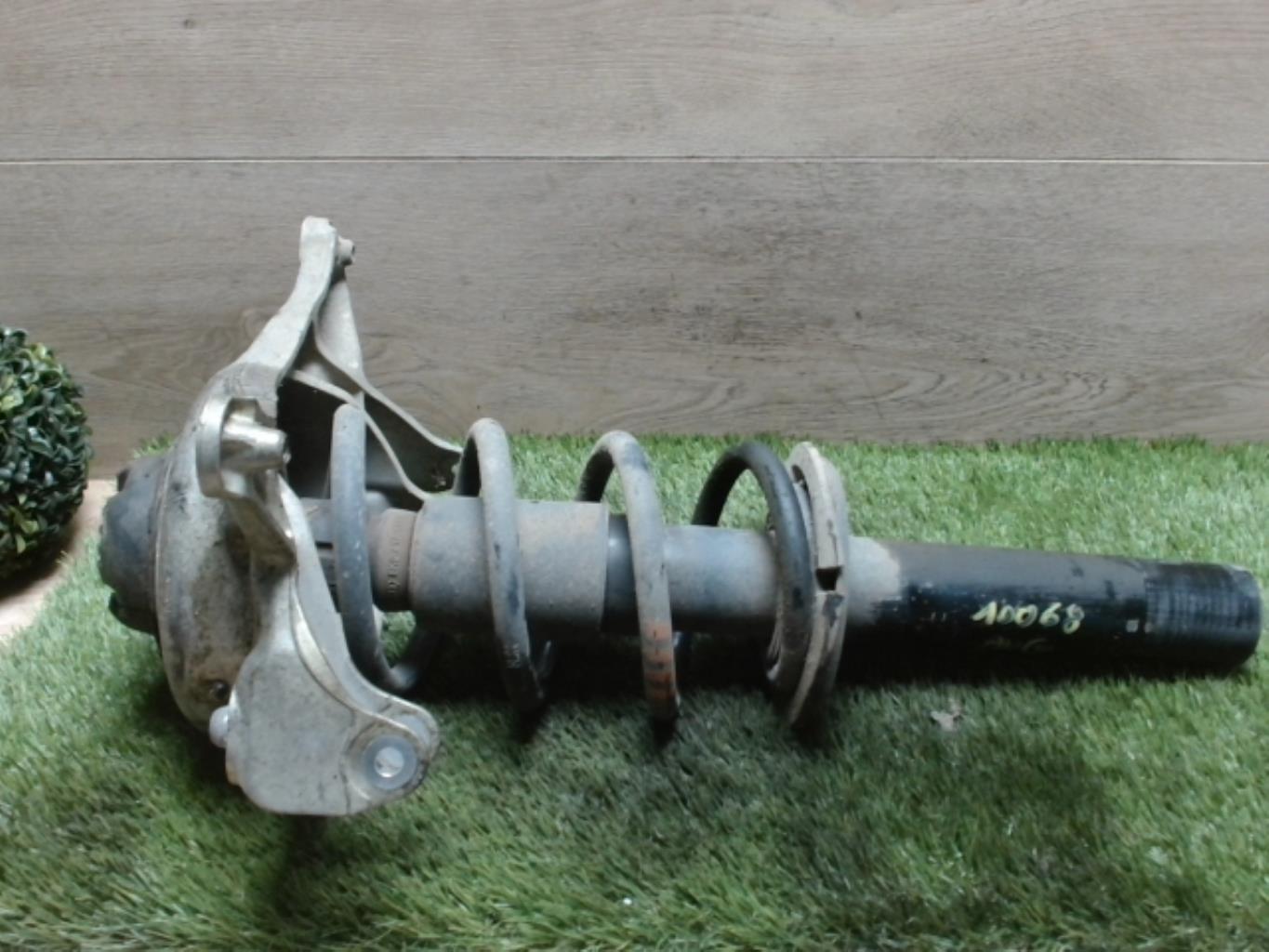 Amortisseur avant gauche AUDI A4 3 AVANT PHASE 1 BREAK Diesel - 1