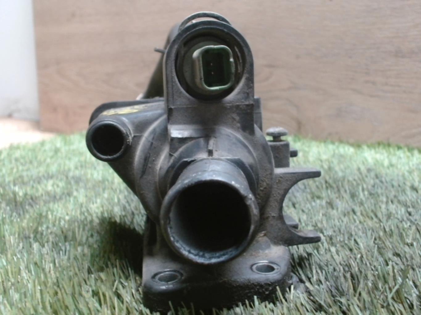Boitier eau CITROEN C2 PHASE 1 Diesel - 1