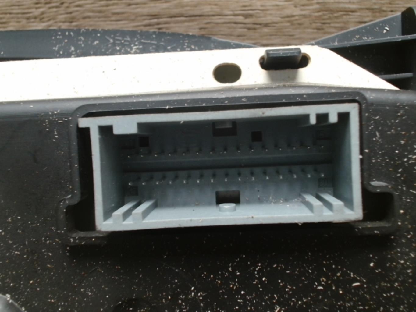 Compteur RENAULT CLIO 2 PHASE 2 Essence - 1