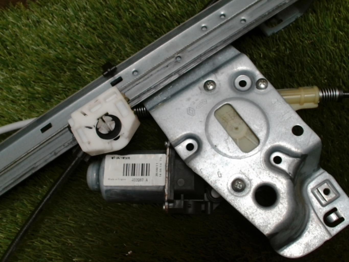 Leve vitre electrique avant gauche RENAULT KANGOO 2 PHASE 1  - 1
