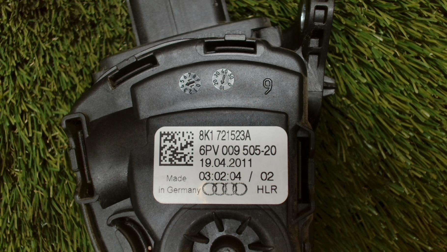 Pedale d'accelerateur AUDI A4 3 AVANT PHASE 1 BREAK Diesel - 1