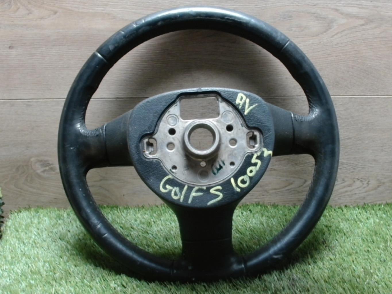 Volant VOLKSWAGEN GOLF 5 Diesel - 1
