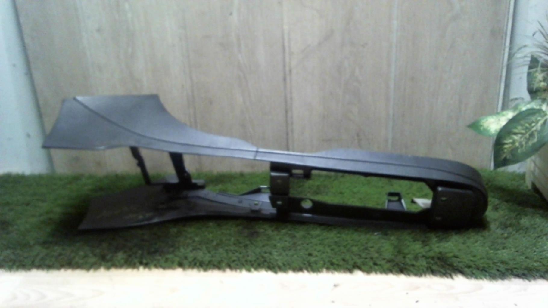 Console central (interieur plastique) FORD PROBE COUPE Essence - 1