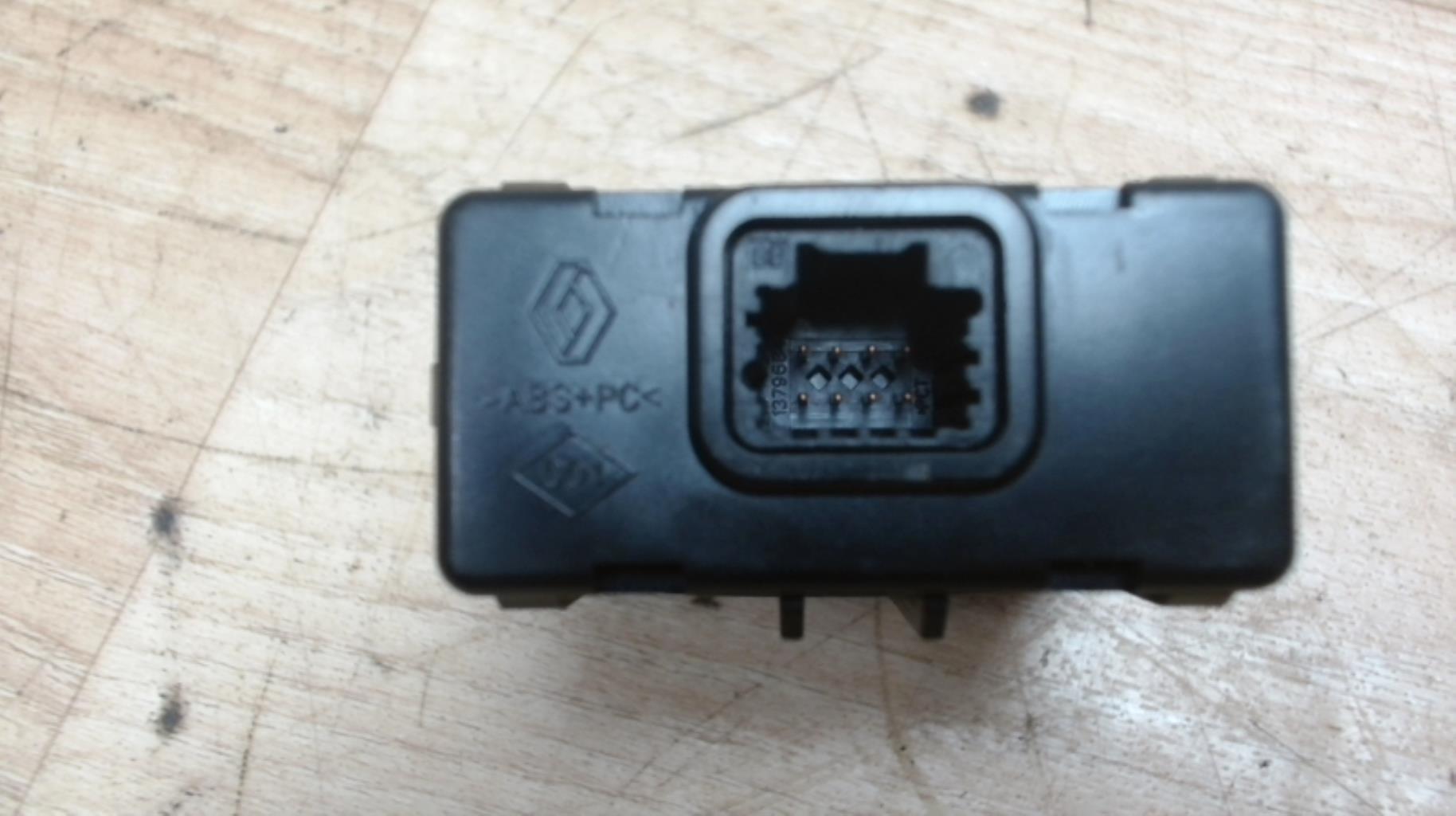 Divers RENAULT SCENIC 3 PHASE 1 Diesel - 1