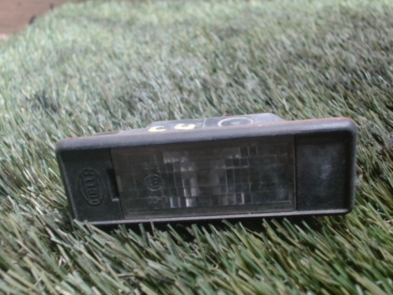 Eclairage de plaque CITROEN C4 1 PHASE 2 COUPE Diesel - 1
