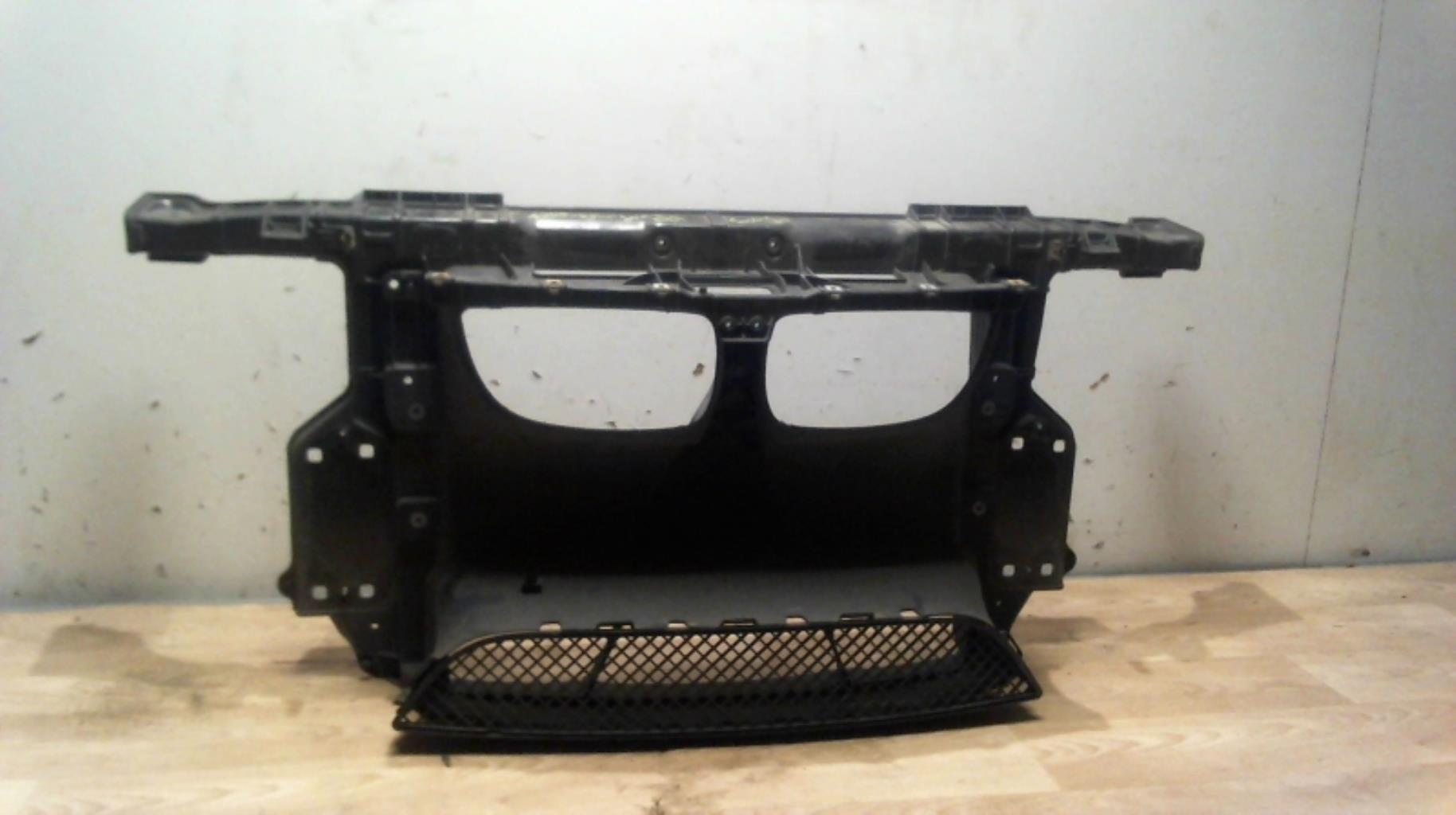 Face avant BMW SERIE 1 E87 PHASE 1 Diesel - 1