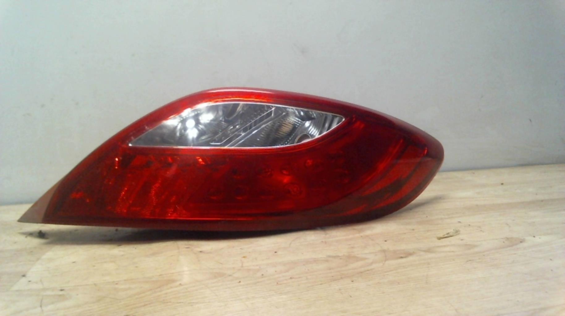 Feu arriere principal droit (feux) MAZDA 2 2 PHASE 2 Essence - 1