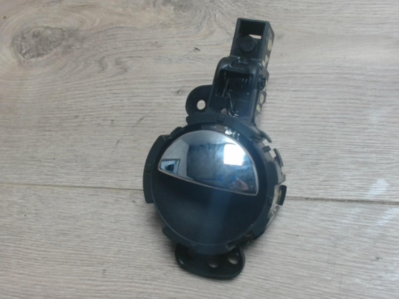 Poignee interieur avant droit MINI MINI 2 R56 PHASE 1 Diesel - 1