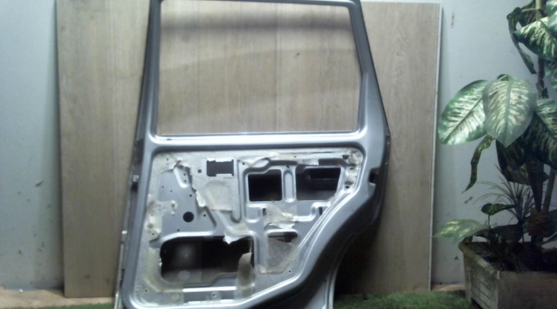 Porte arriere droit CITROEN AX PHASE 1 Essence - 1