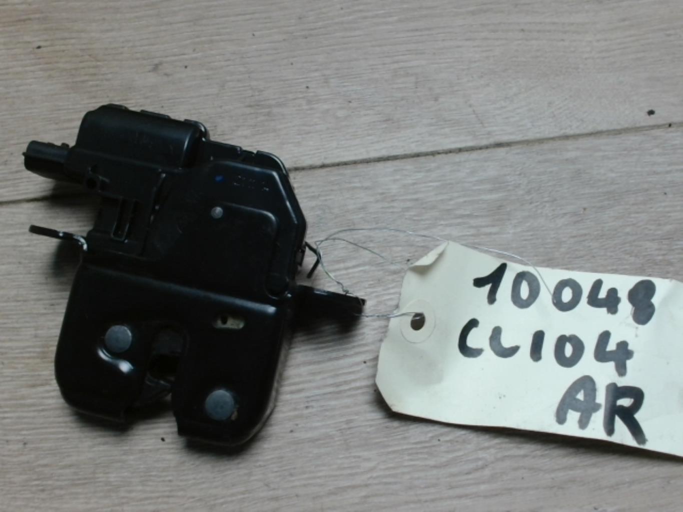 Serrure de coffre RENAULT CLIO 4 PHASE 1 Diesel - 1