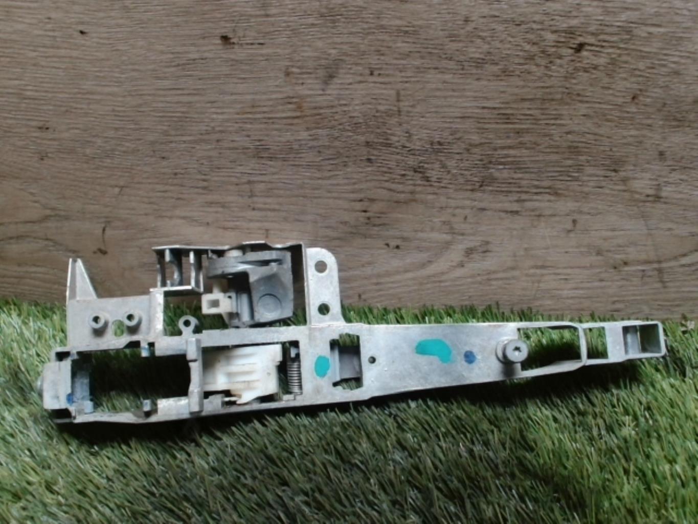 Support poignee porte avant droite CITROEN C4 1 PHASE 2 Diesel - 1