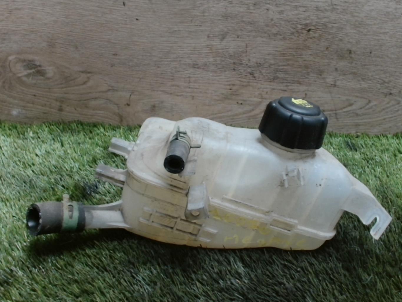 Vase d'expansion RENAULT MEGANE 3 PHASE 1 Diesel - 1