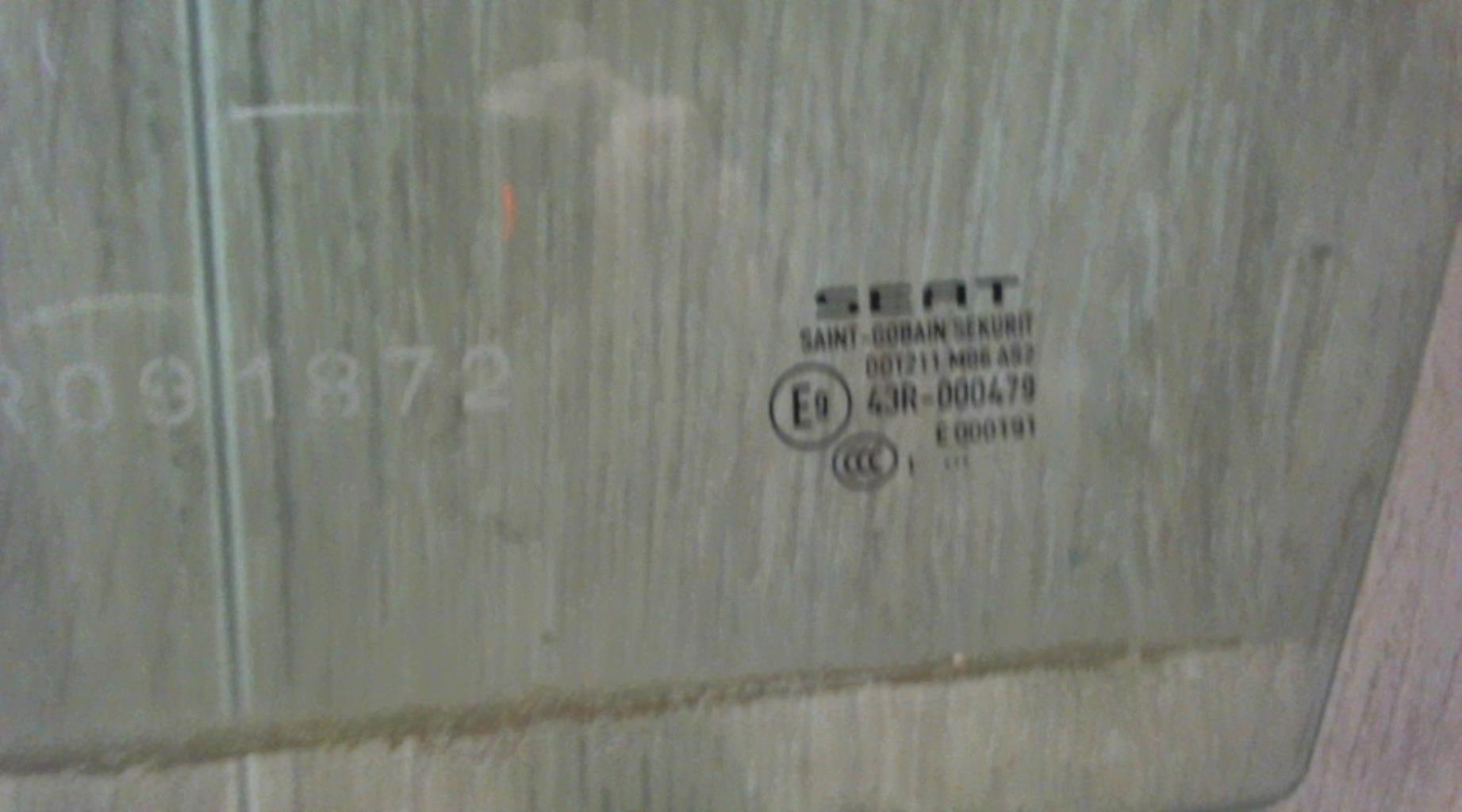 Vitre avant gauche SEAT IBIZA 4 PHASE 1 Diesel - 1