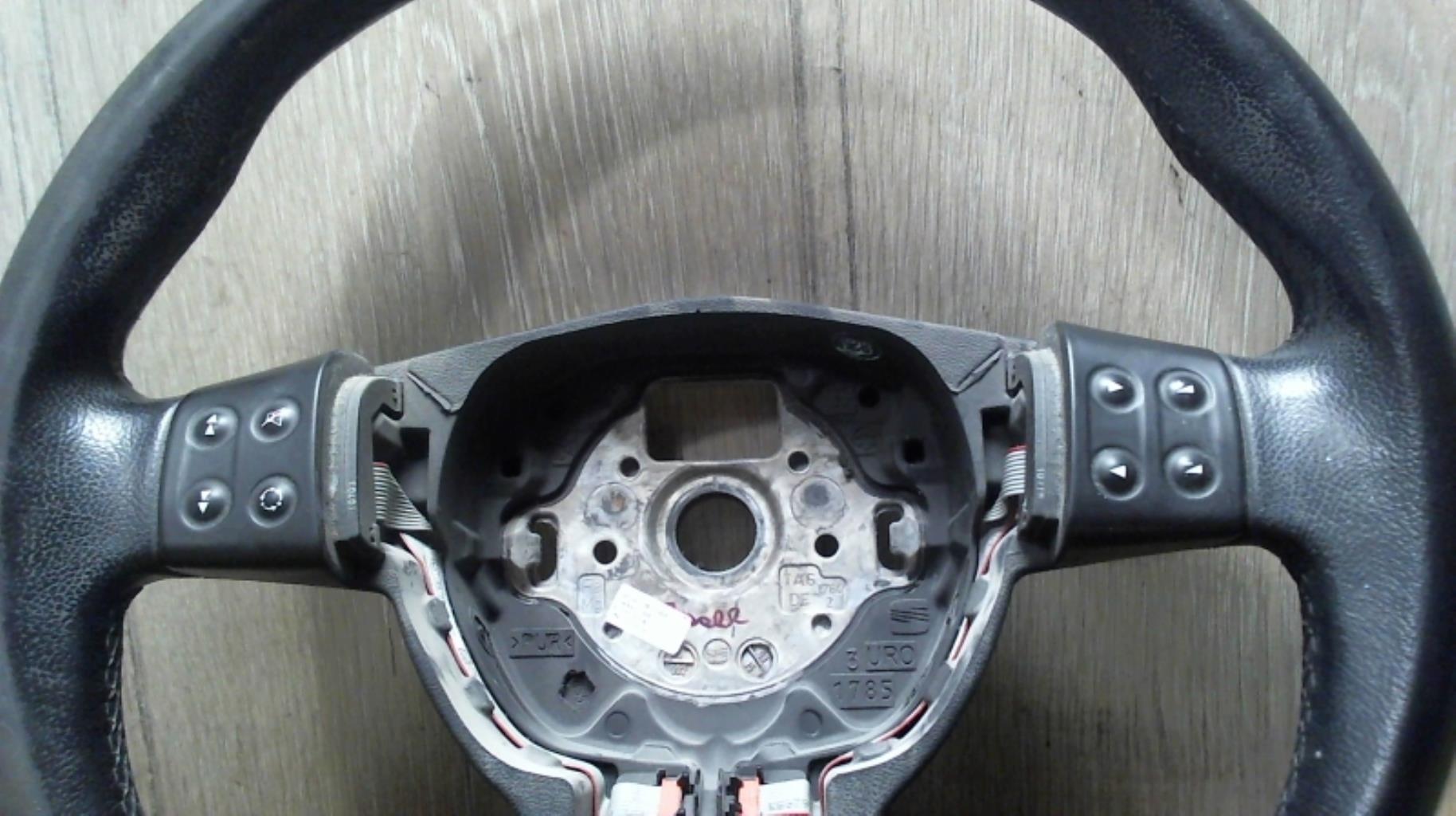 Volant SEAT LEON 2 PHASE 1 Diesel - 1