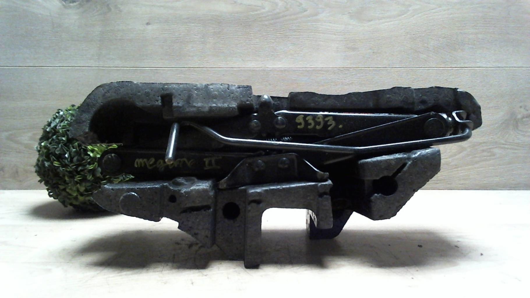 Cric RENAULT MEGANE 2 PHASE 1 Diesel - 1