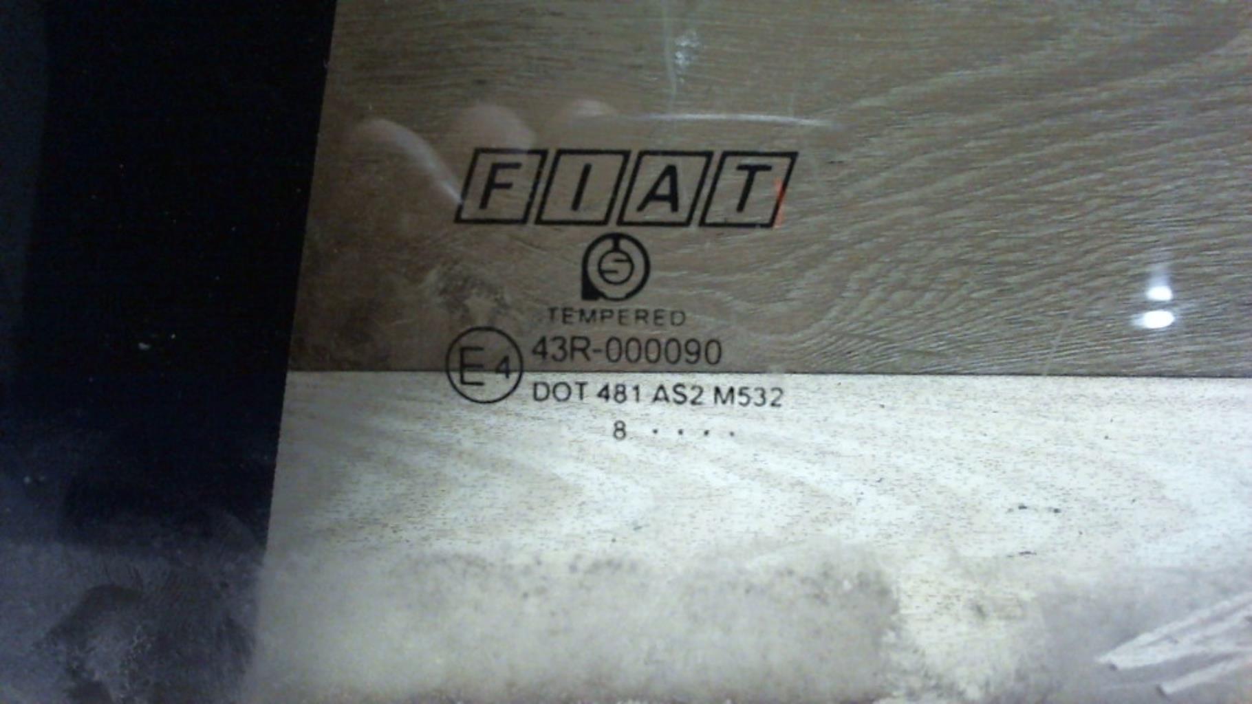 Custode arriere droit (porte) FIAT BRAVO 2 Diesel - 1